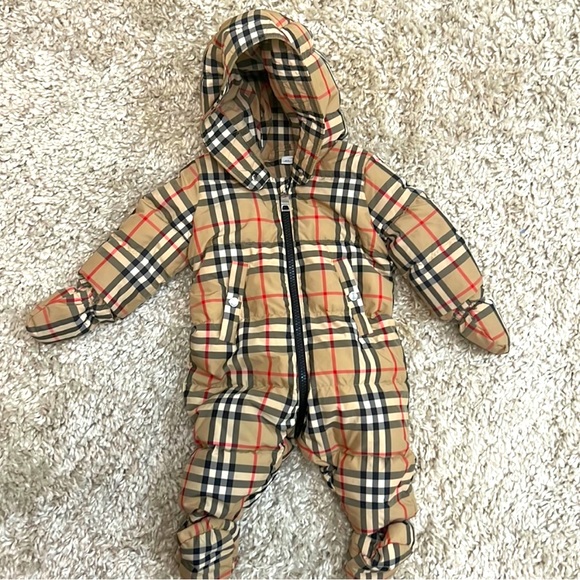 Burberry Other - Burberry Kids Check Puffer Jacket - Beige and Black